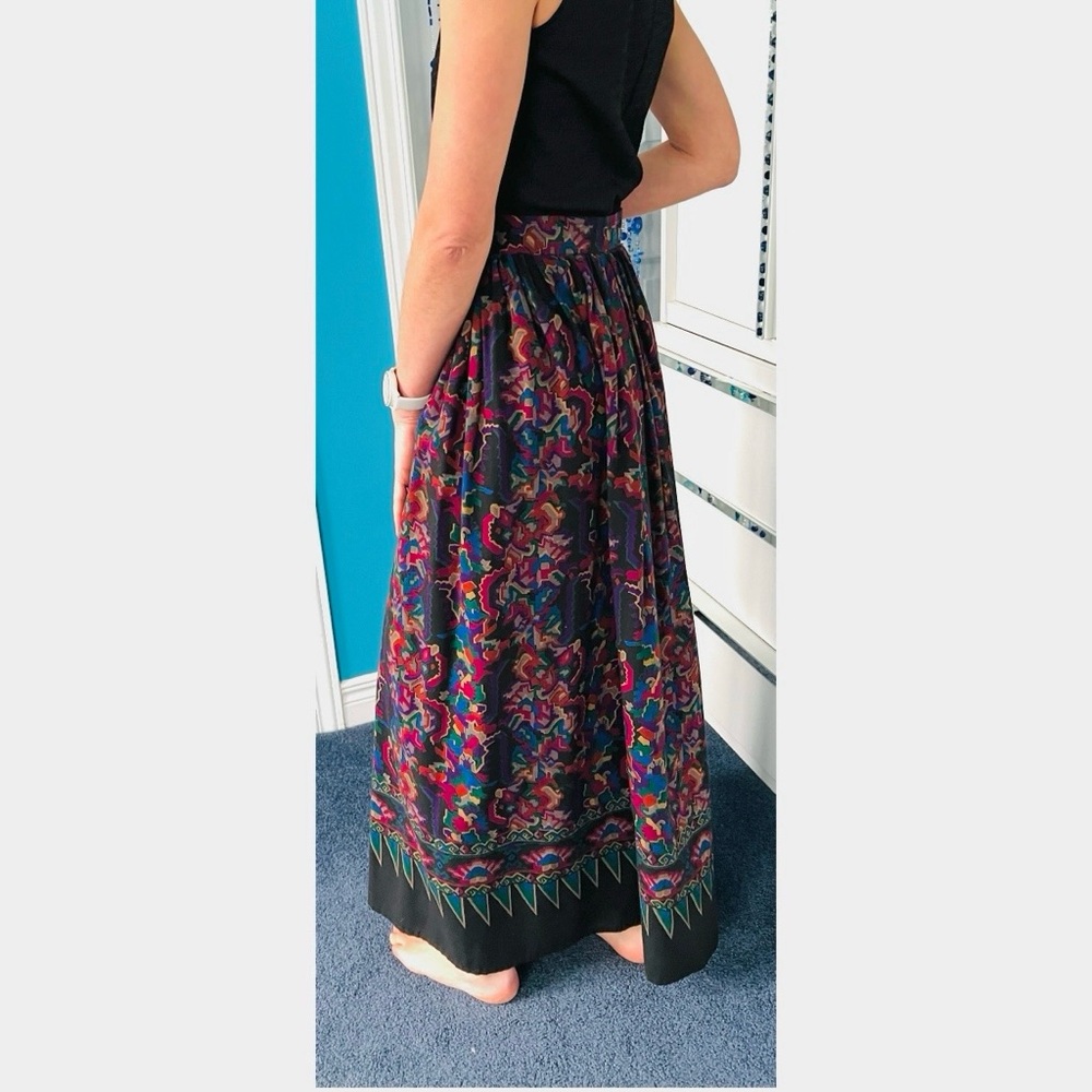 Vintage 90s Abstract Art Maxi Skirt – Custom Made, Multicoloured-gathered A-line - Picture 5 of 16